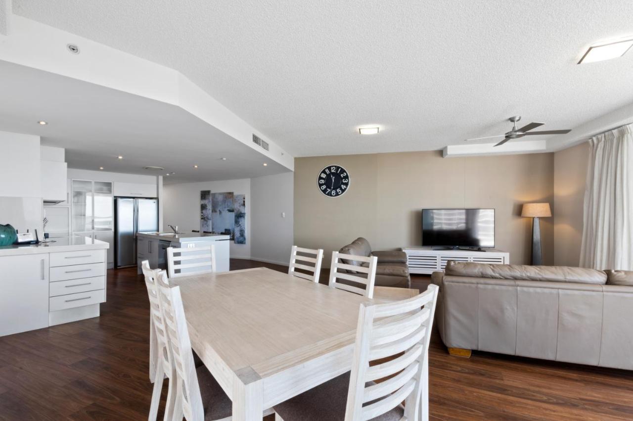 Silver Sea On Sixth Resort Maroochydore Exterior photo