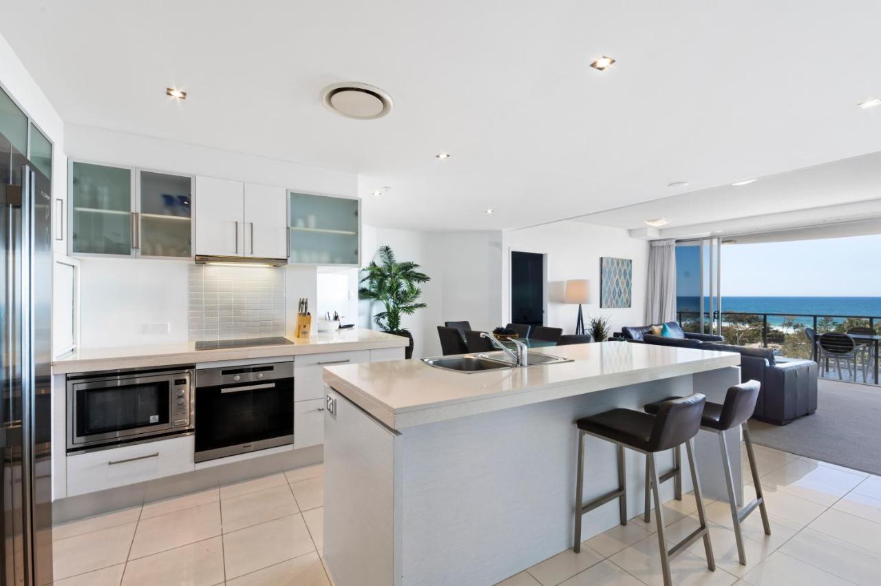 Silver Sea On Sixth Resort Maroochydore Exterior photo